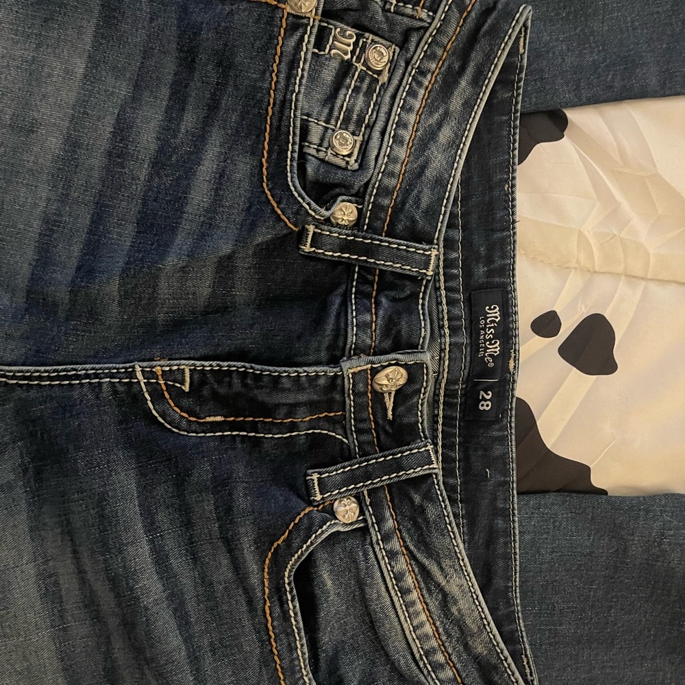 Miss Me’s Jeans Size 28 inseam 32 inches Bootcut